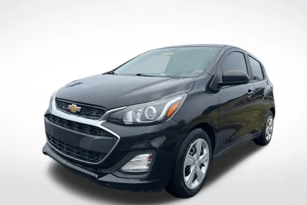 2020 Chevrolet Spark LS photo 1
