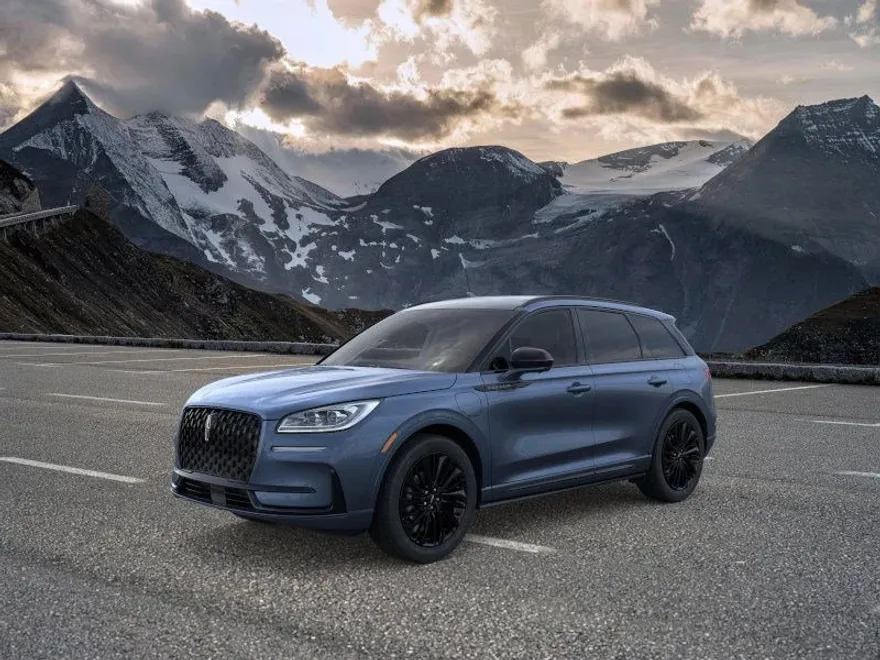 2025 Lincoln Corsair Grand Touring photo 1