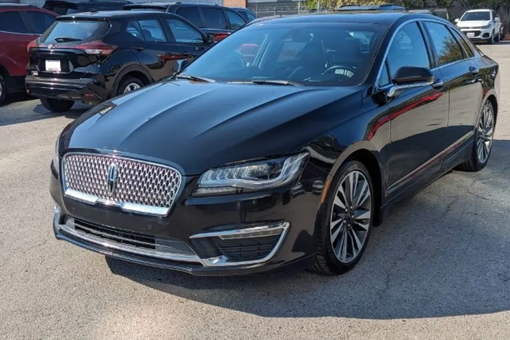 2020 Lincoln MKZ Reserve photo 1