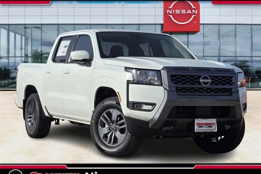 2025 Nissan Frontier SV photo 1