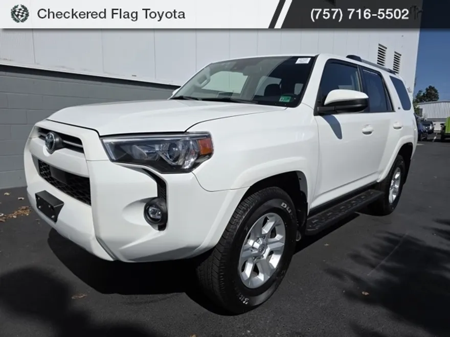 2024 Toyota 4Runner SR5 photo 1