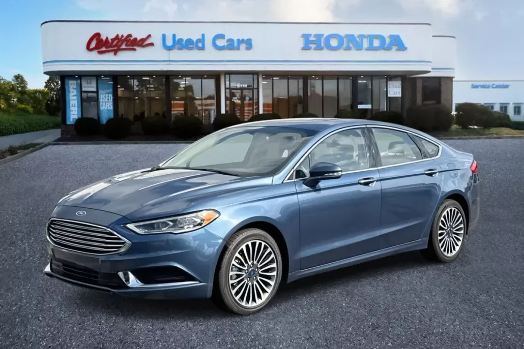 2018 Ford Fusion SE photo 1