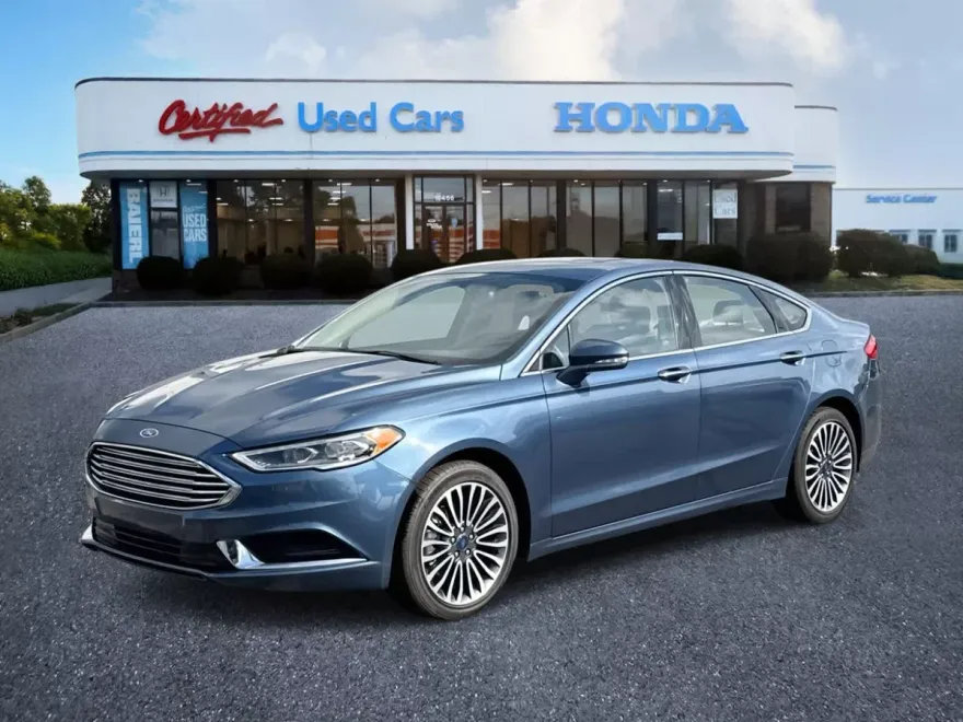 2018 Ford Fusion SE photo 1
