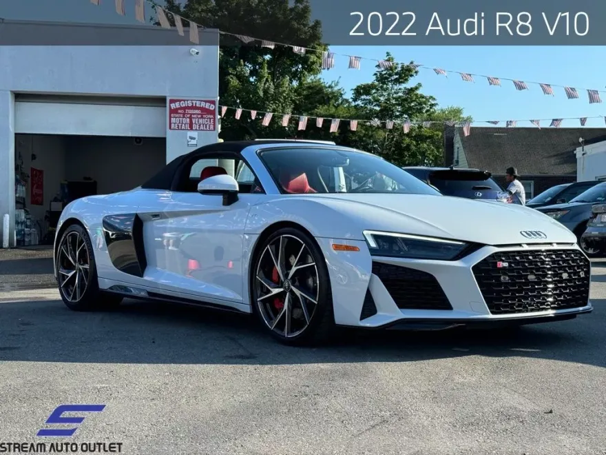 2022 Audi R8 V10 Performance photo 1
