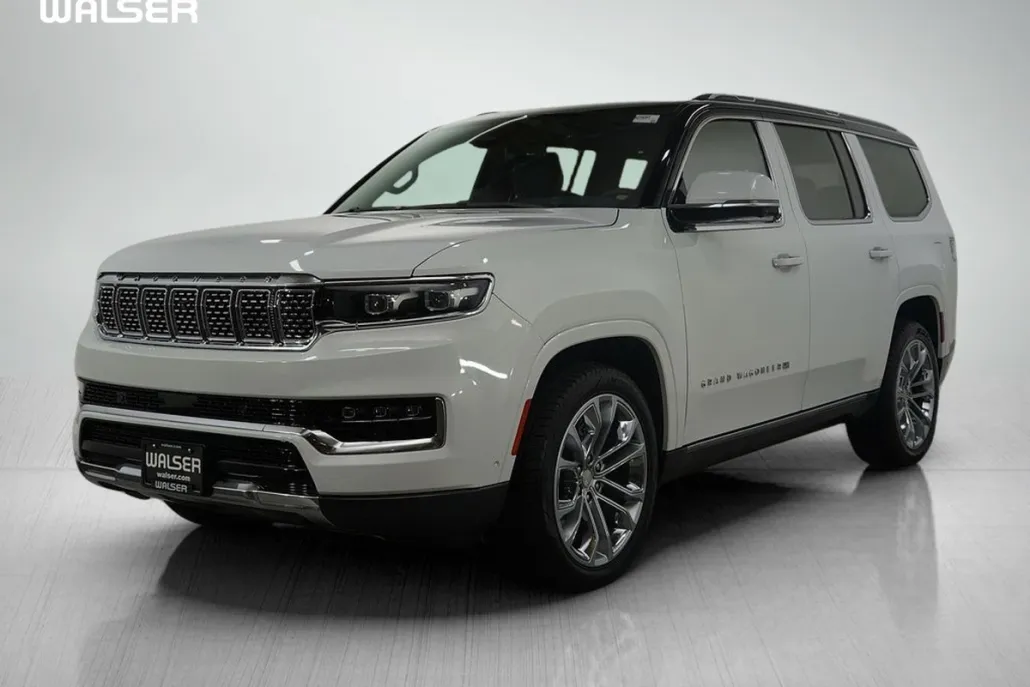 2022 Jeep Grand Wagoneer II photo 1