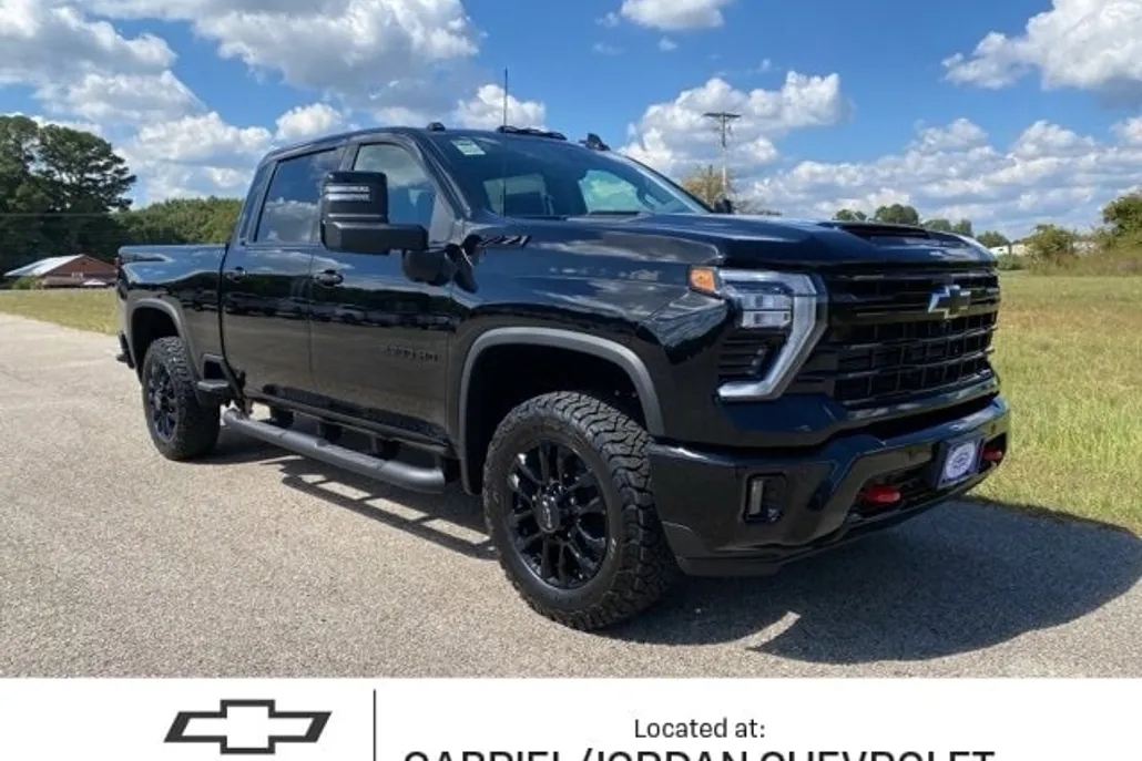 2026 Chevrolet Silverado 2500HD LTZ photo 1