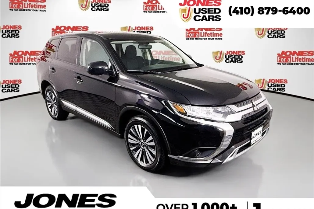 2020 Mitsubishi Outlander ES photo 1