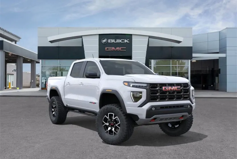 2026 Gmc Canyon AT4 photo 1