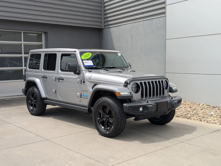 2020 Jeep Wrangler Unlimited Sahara photo 1