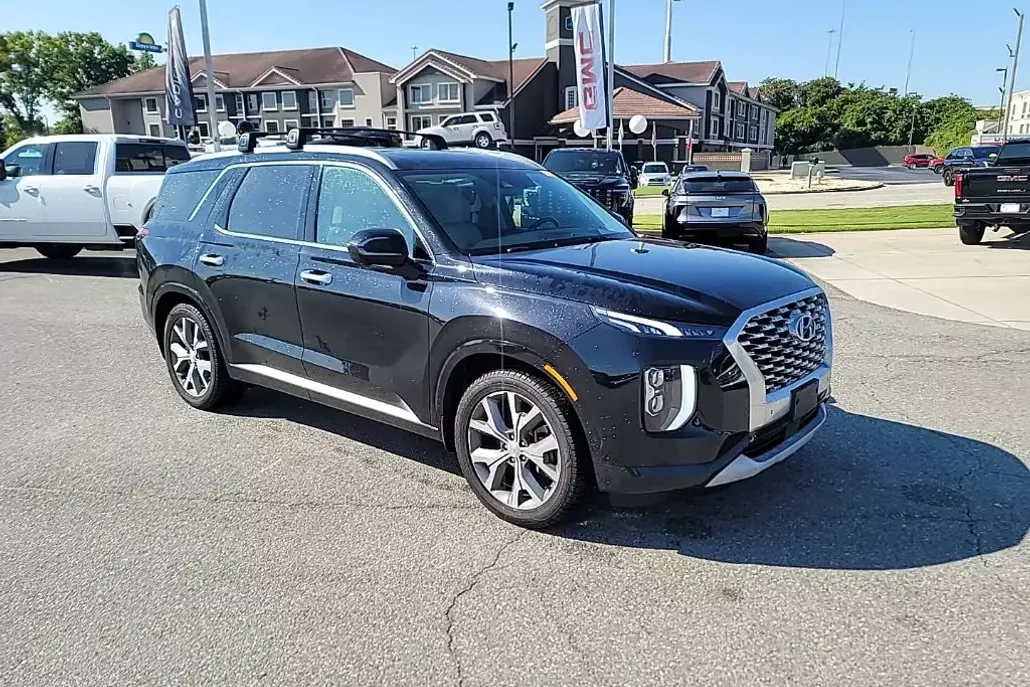 2022 Hyundai Palisade Limited photo 1