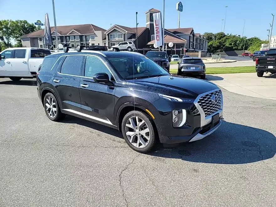 2022 Hyundai Palisade Limited photo 1