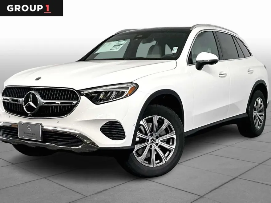 2026 Mercedes Benz GLC 300 4MATIC photo 1
