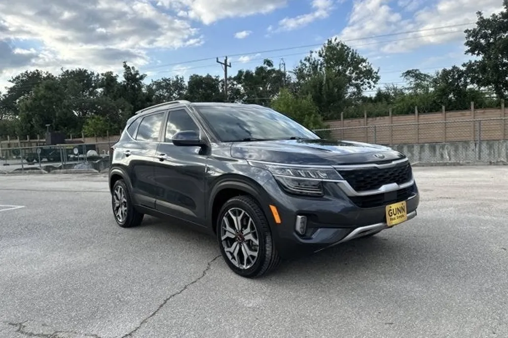 2021 Kia Seltos SX photo 1