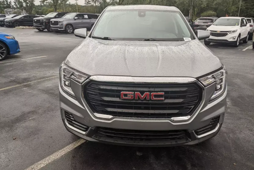 2024 Gmc Terrain SLE photo 1