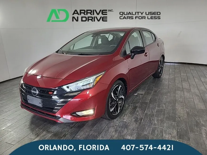 2024 Nissan Versa SR photo 1