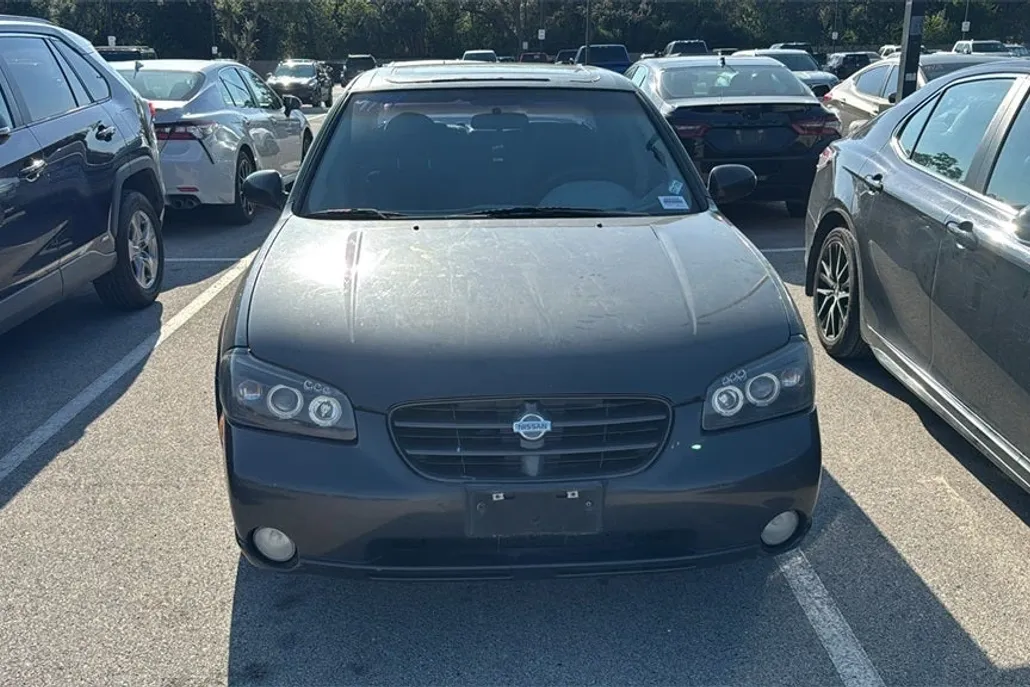 2000 Nissan Maxima GXE photo 1
