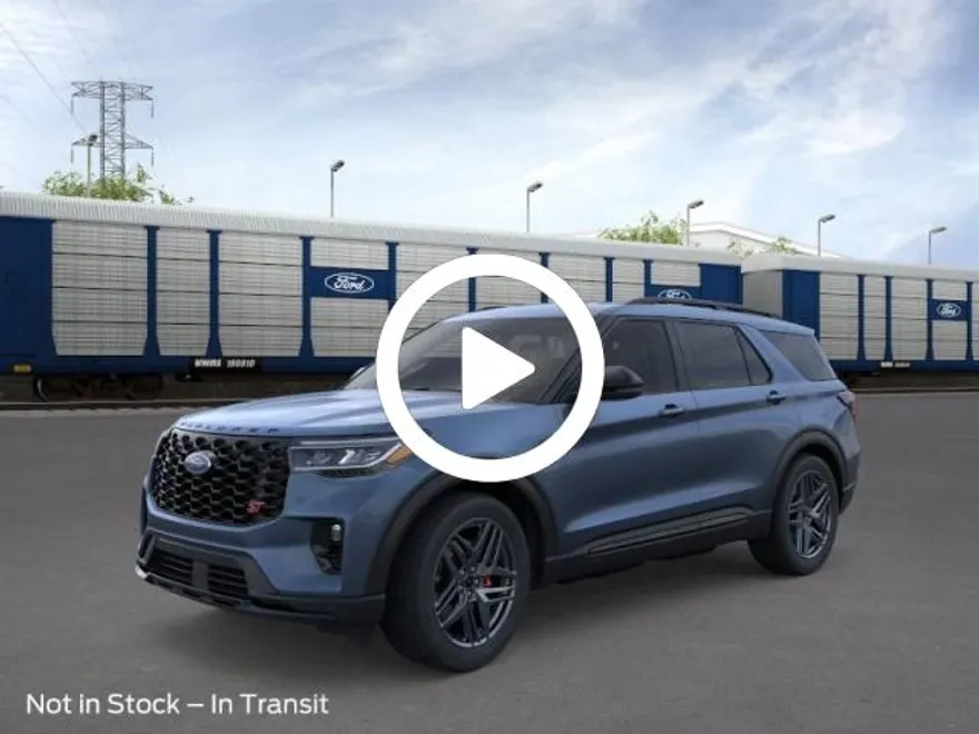 2025 Ford Explorer ST photo 1
