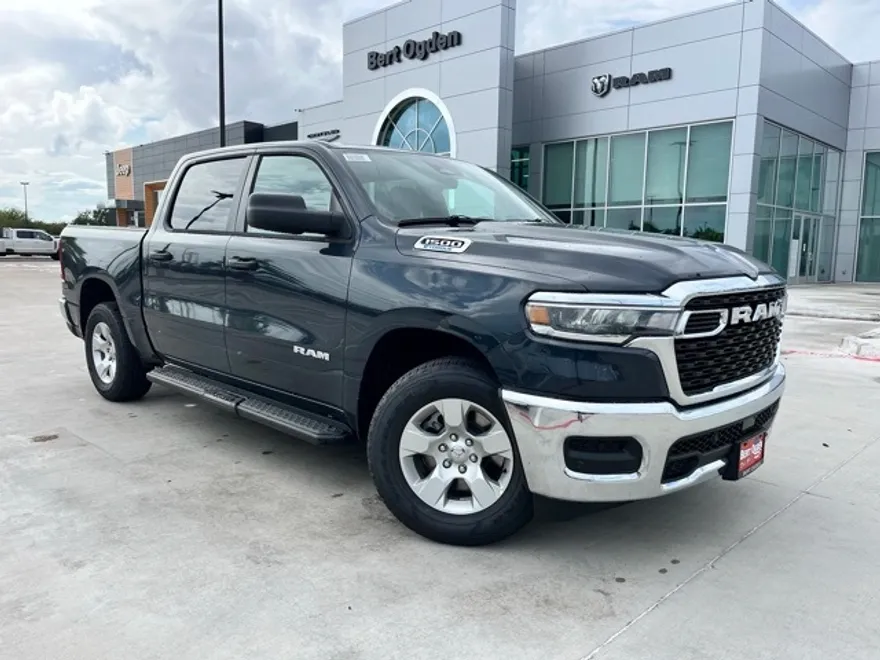 2025 Ram 1500 Tradesman photo 1