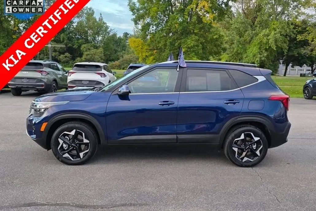2025 Kia Seltos EX photo 1