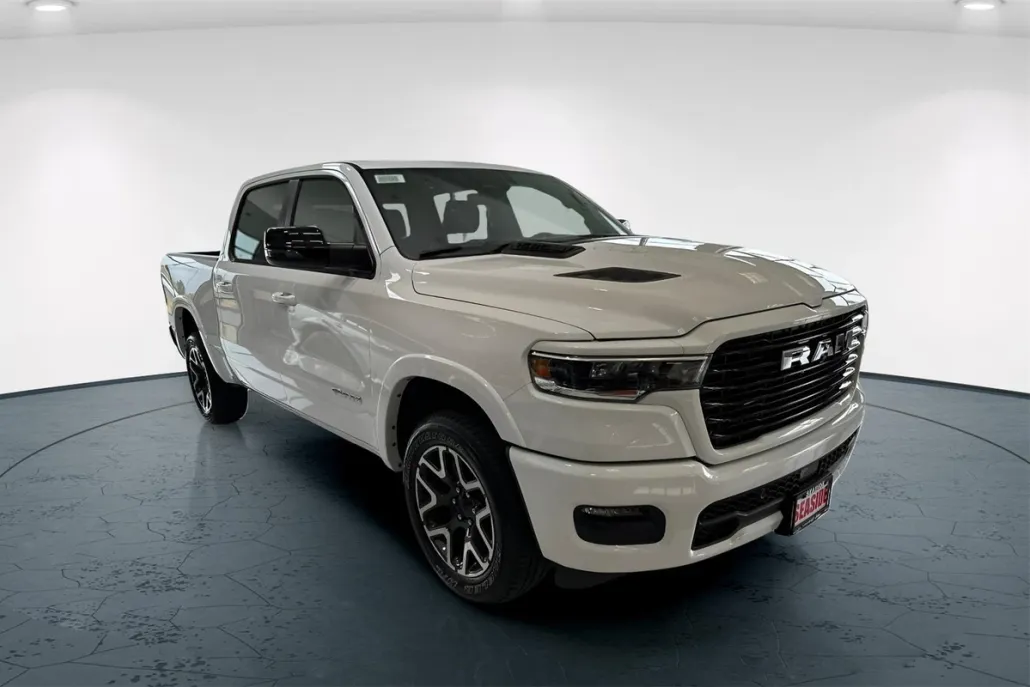 2025 Ram 1500 Laramie photo 1