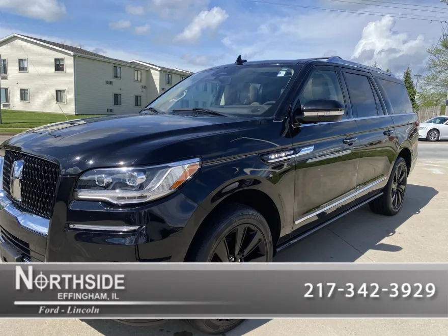 2023 Lincoln Navigator L Reserve photo 1