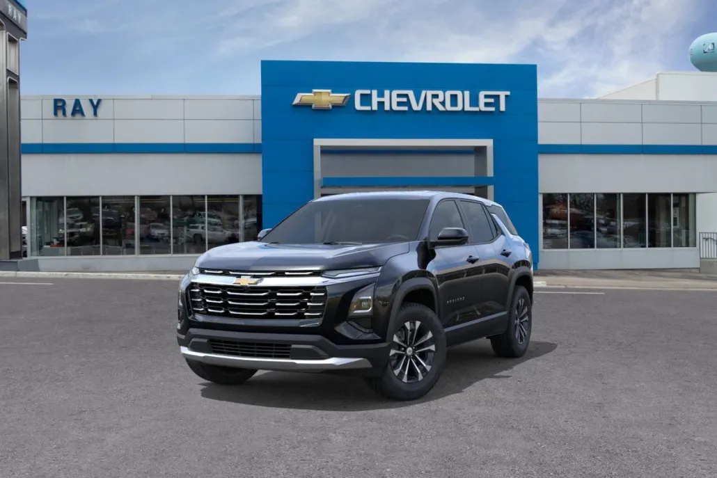 2026 Chevrolet Equinox LT photo 1