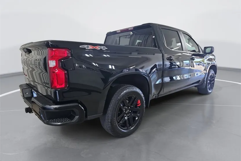 2022 Chevrolet Silverado 1500 RST photo 1