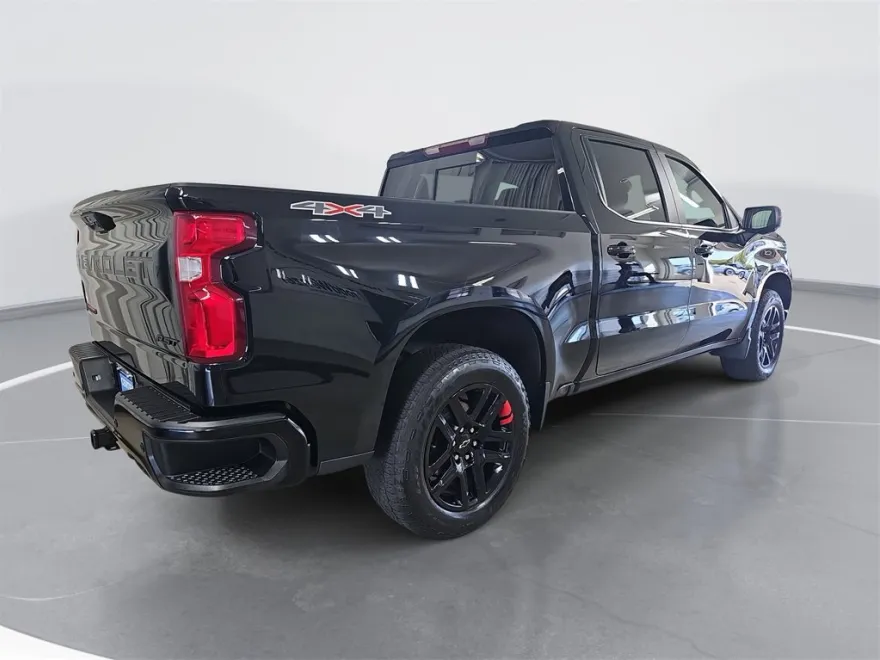 2022 Chevrolet Silverado 1500 RST photo 1