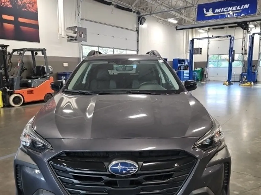 2024 Subaru Outback Onyx Edition XT photo 1