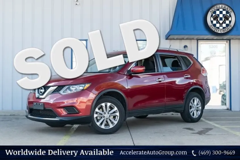 2016 Nissan Rogue SV photo 1