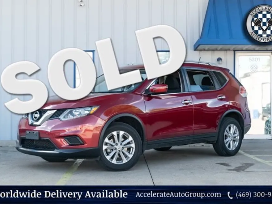 2016 Nissan Rogue SV photo 1