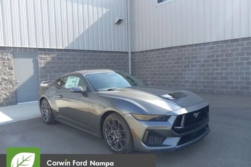 2025 Ford Mustang GT Premium photo 1