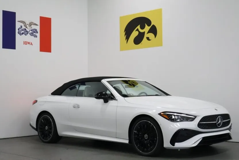 2026 Mercedes Benz CLE 300 4MATIC photo 1