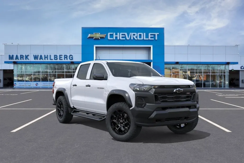 2026 Chevrolet Colorado Trail Boss photo 1