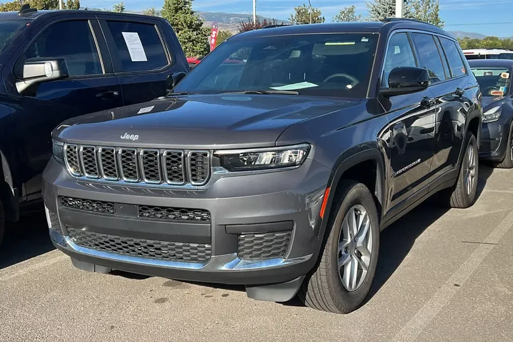 2024 Jeep Grand Cherokee Laredo X photo 1