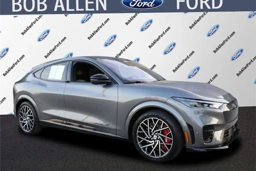 2023 Ford Mustang Mach-E GT photo 1