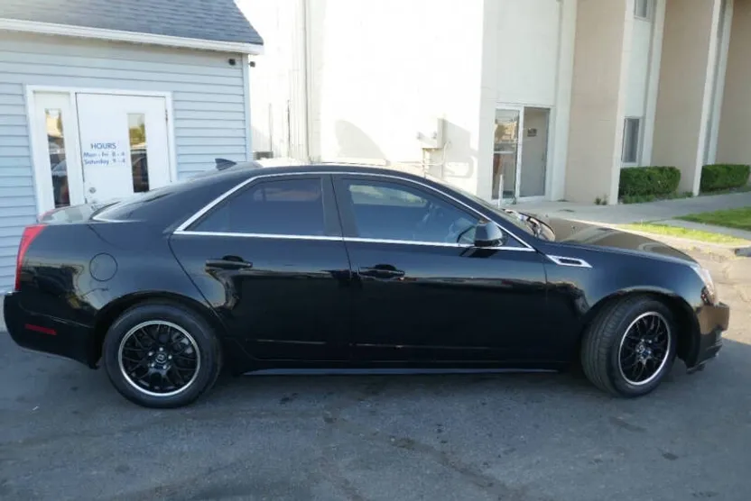 2011 Cadillac CTS Base photo 1