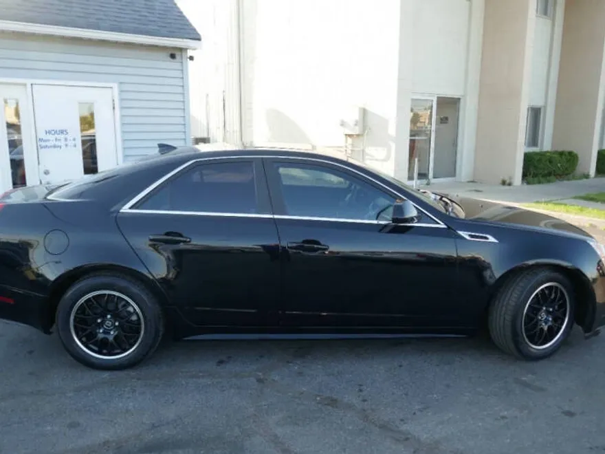 2011 Cadillac CTS Base photo 1