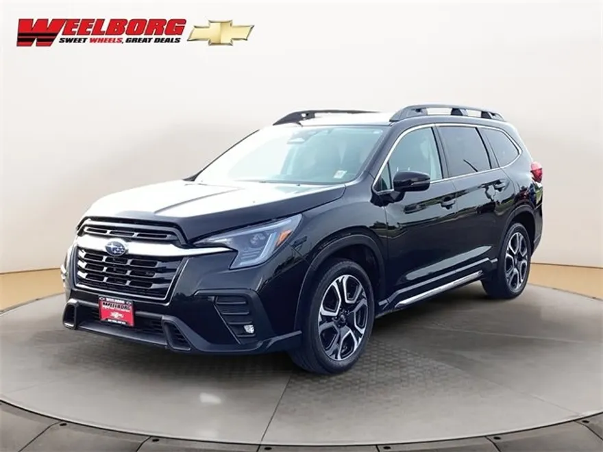 2023 Subaru Ascent Limited photo 1
