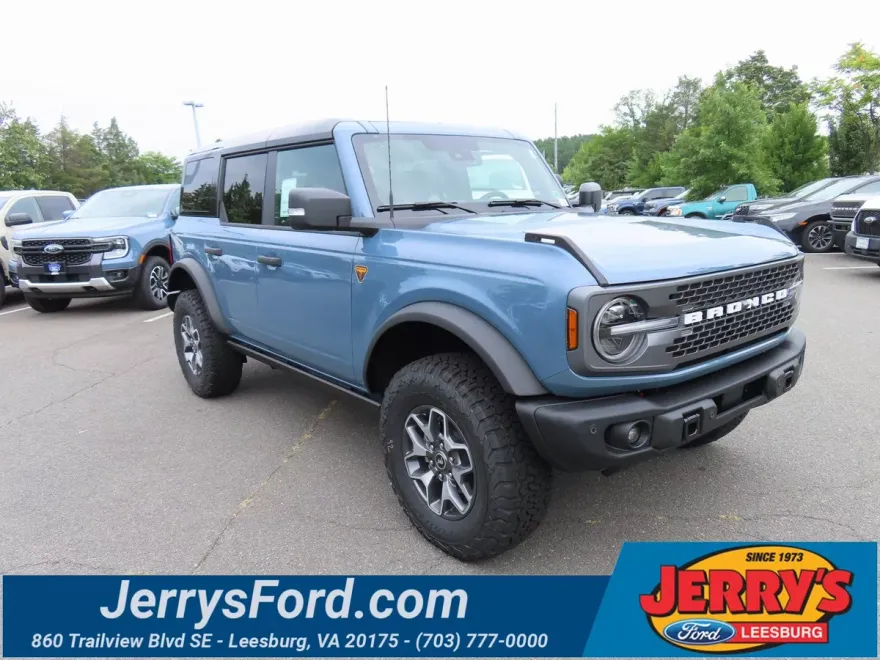 2025 Ford Bronco Badlands photo 1
