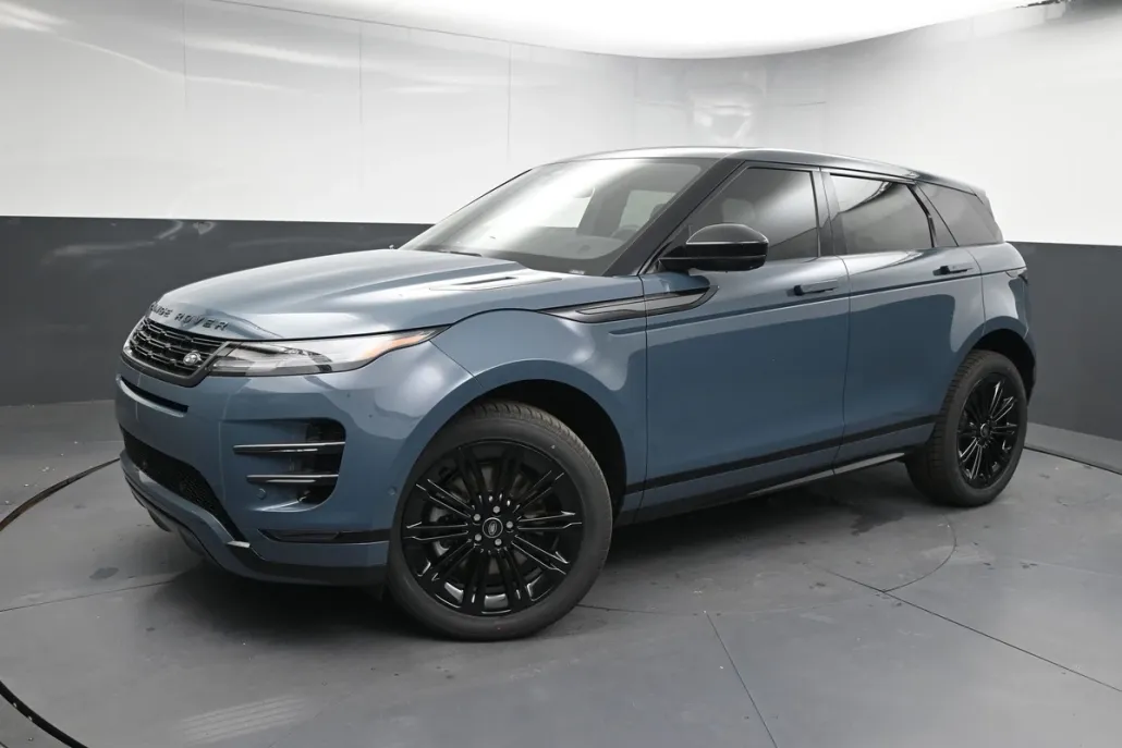2026 Land Rover Range Rover Evoque Dynamic SE photo 1