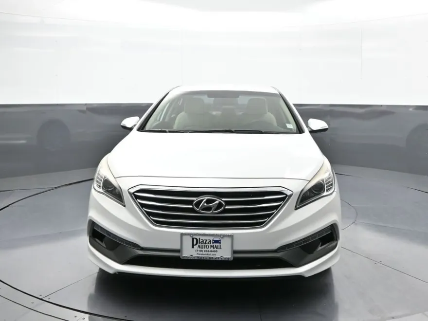 2017 Hyundai Sonata Sport photo 1
