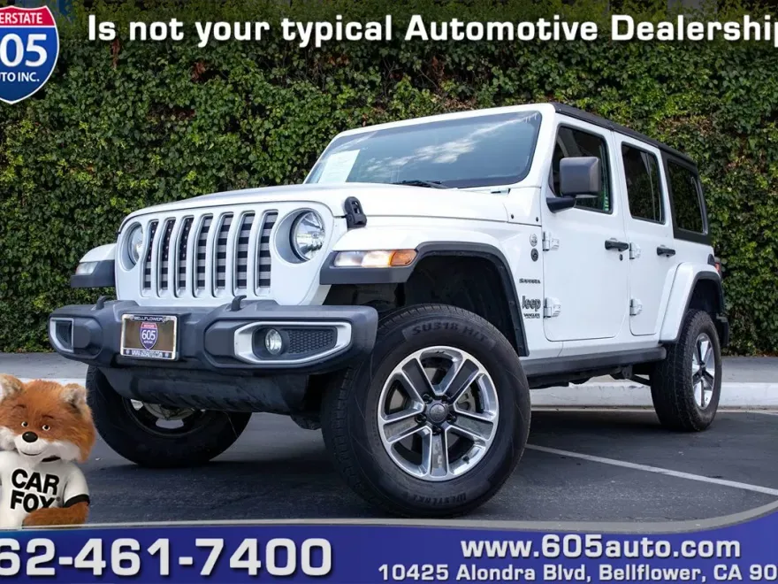 2019 Jeep Wrangler Unlimited Sahara photo 1