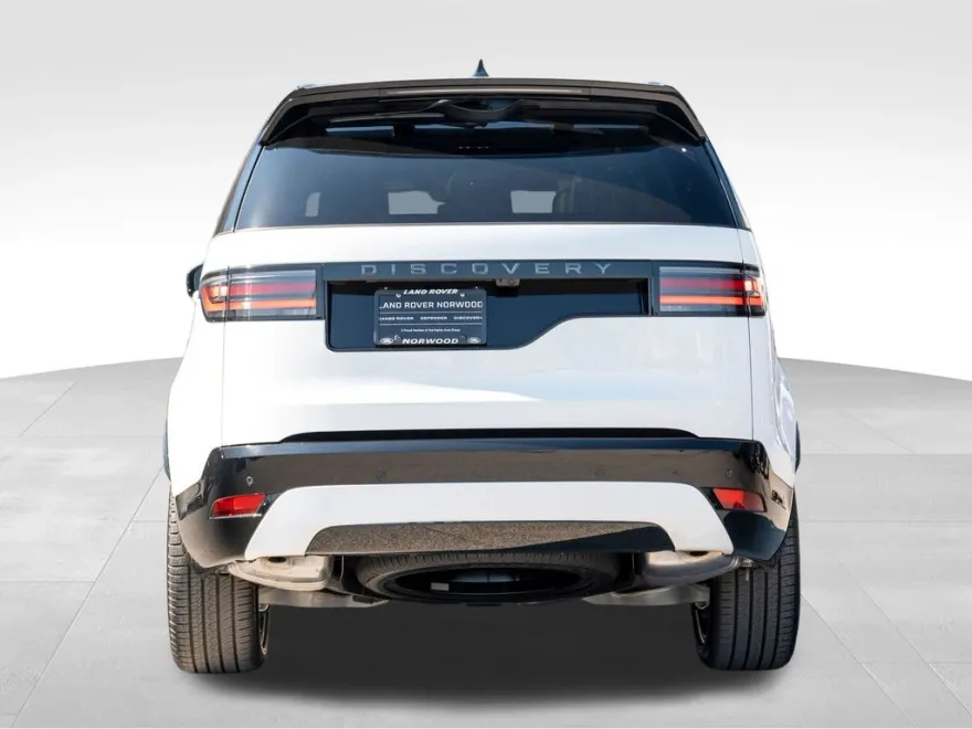 2025 Land Rover Discovery SE photo 1