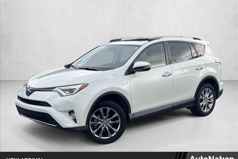 2017 Toyota RAV4 Hybrid Limited photo 1