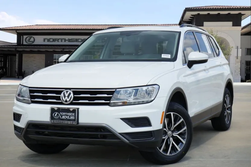 2020 Volkswagen Tiguan SEL photo 1