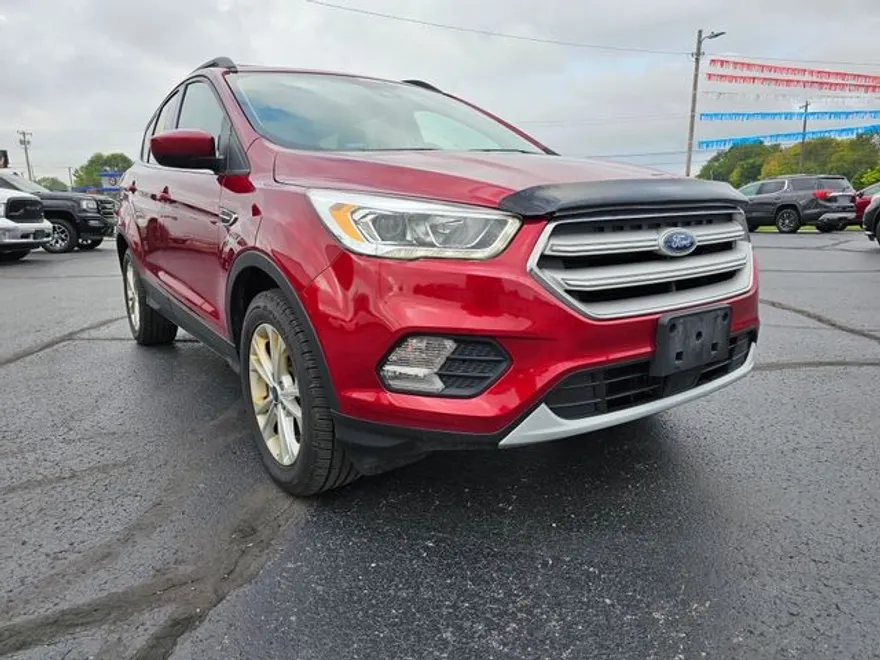 2018 Ford Escape SEL photo 1