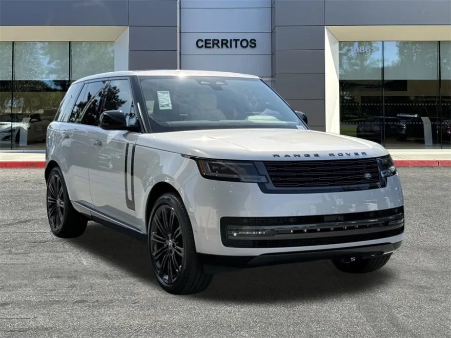 2025 Land Rover Range Rover SE photo 1