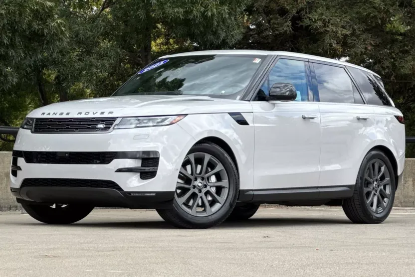 2025 Land Rover Range Rover Sport P360 S photo 1