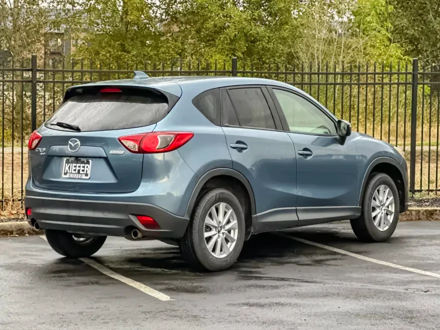 2015 Mazda CX-5 Touring photo 1